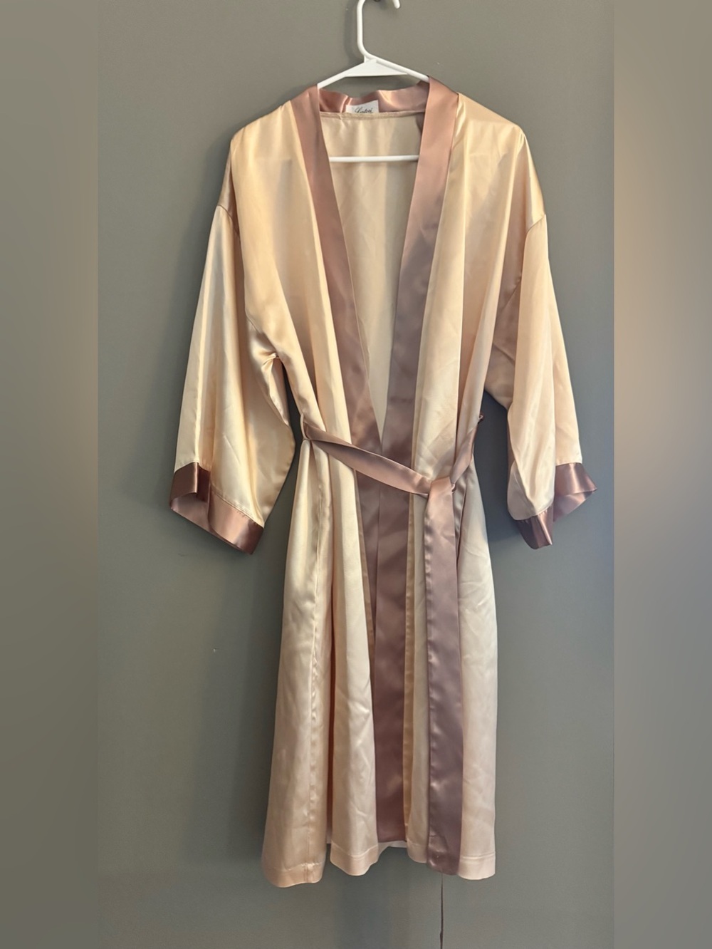 Silky Contrast-Trim Women's Robe - Blush Cream